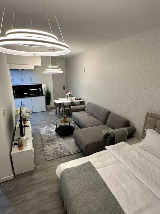 Apartment Marina - Huge Luxury